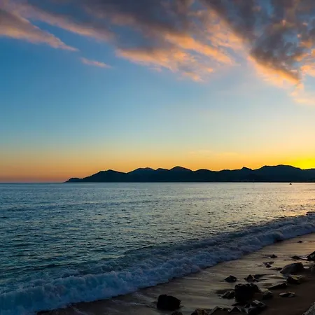 Grande Terrasse Avec Vue Mer & San Peyre Διαμέρισμα